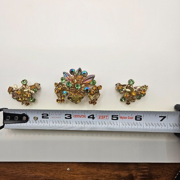 #3 Vintage Beautiful Brooch and Clip Earrings Set - Picture 15 of 15